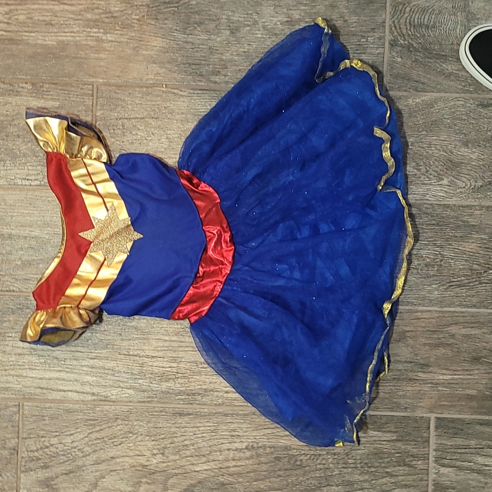 Captain marvel costume